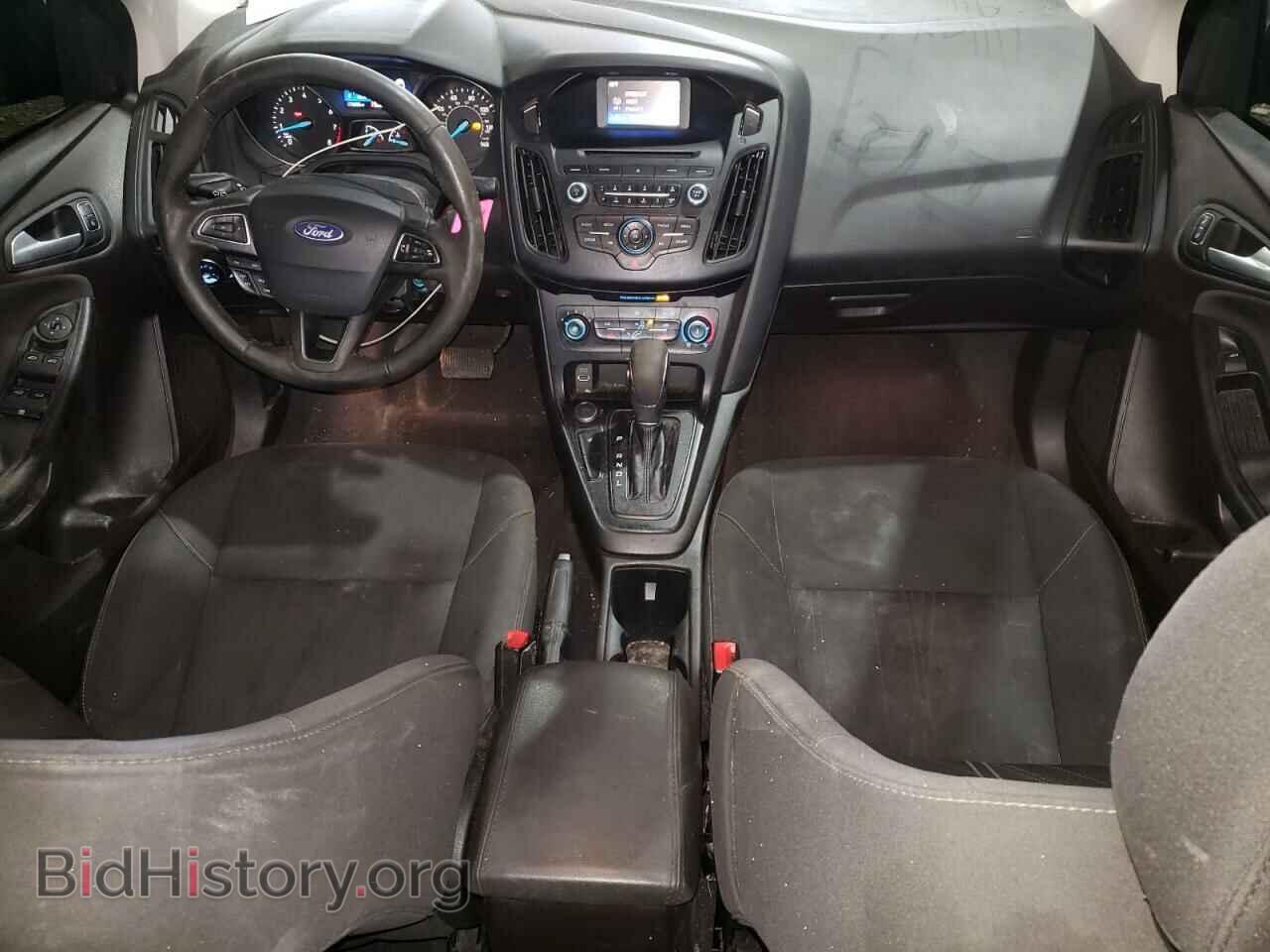 2017 FORD FOCUS - VIN: 1FADP3F2XHL257609 - Photo 8