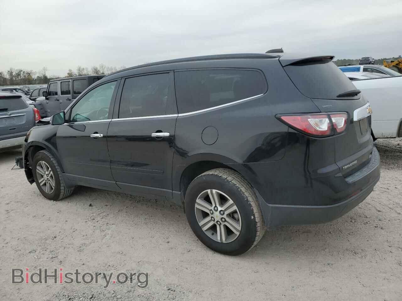 2017 CHEVROLET TRAVERSE - VIN: 1GNKRGKD1HJ324157 - Фото 2