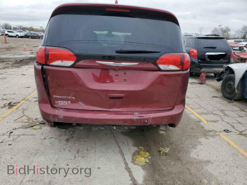 2017 Chrysler PACIFICA (VIN 2C4RC1BG1HR811290) — фото 6 из 12