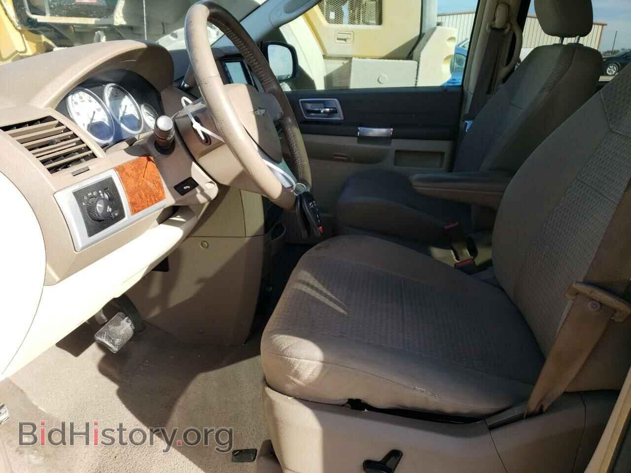 2008 CHRYSLER MINIVAN - VIN: 2A8HR54P38R746093 - Фото 7