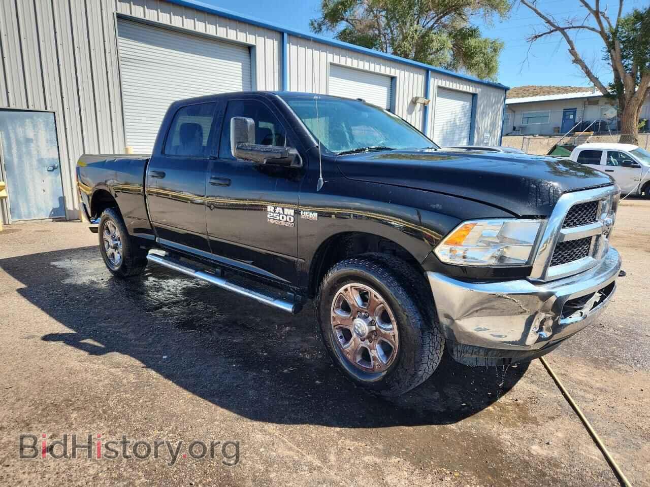 2017 RAM All Models - VIN: 3C6UR4CJ9HG715635 - Photo 4