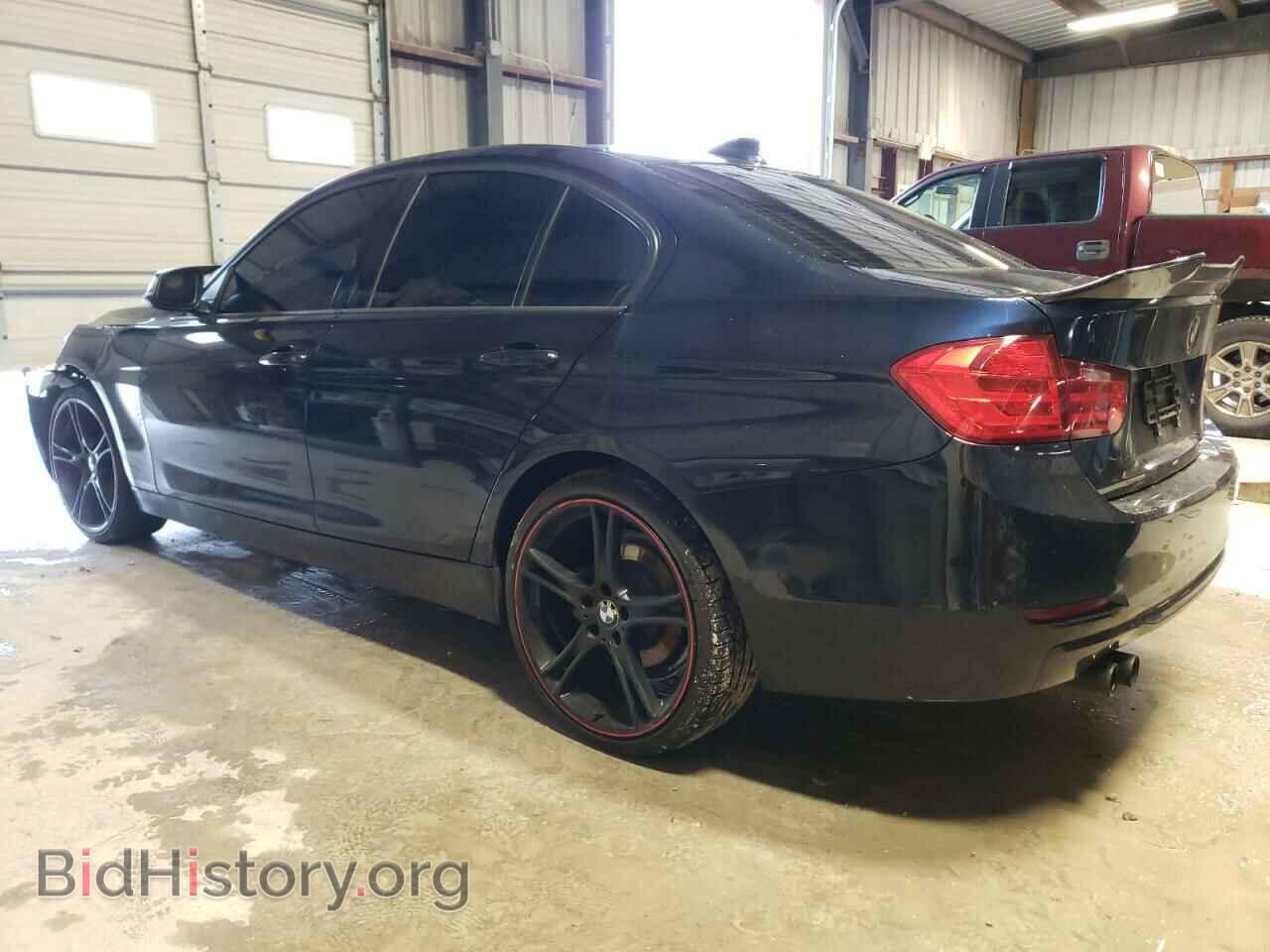2013 BMW 3 SERIES - VIN: WBA3B3C59DF541743 - Фото 2