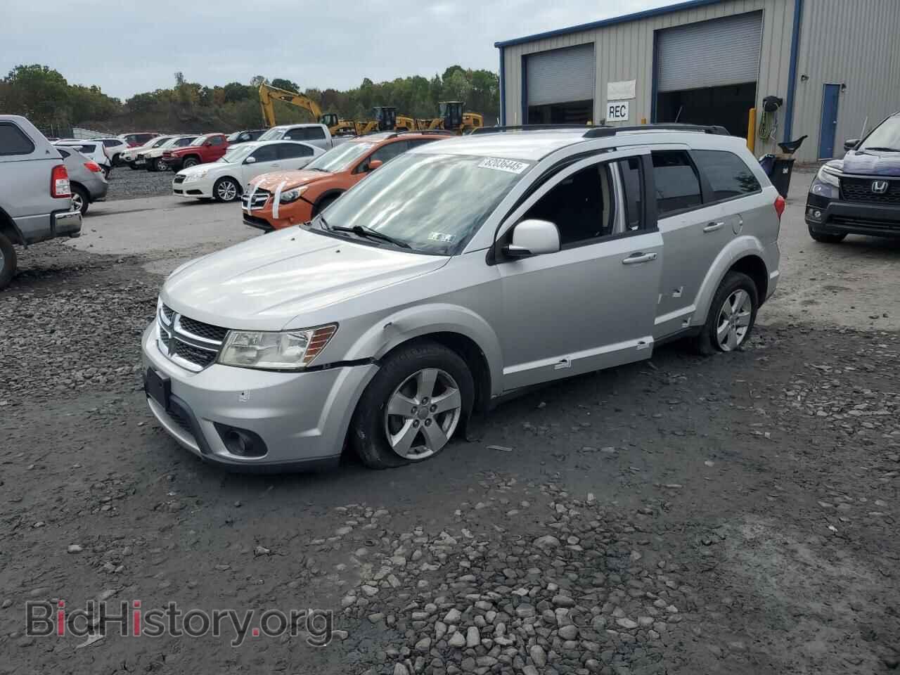 Фотография 3D4PH1FG6BT559255 - DODGE JOURNEY 2011