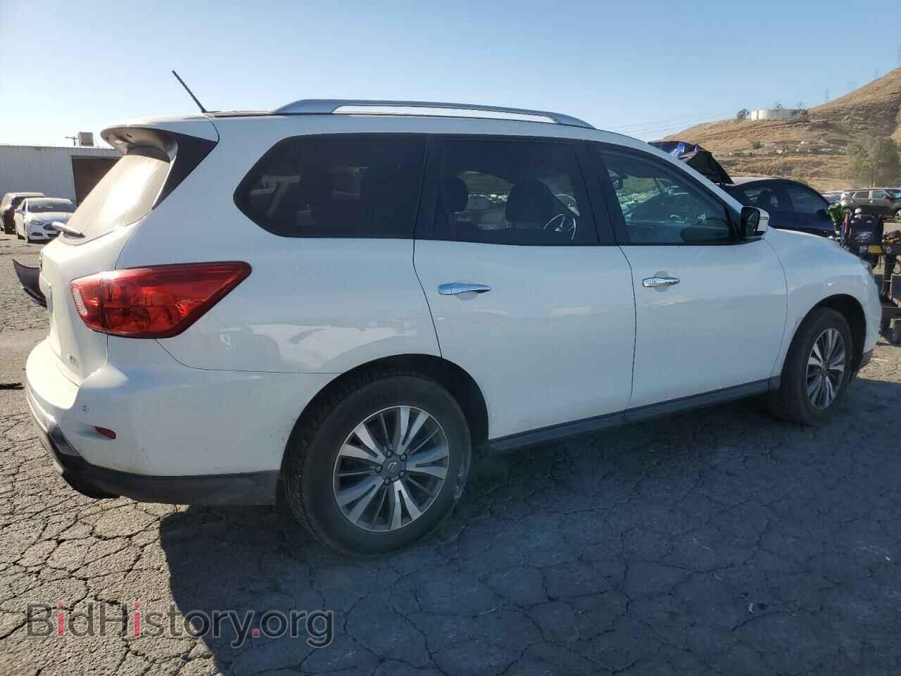 2017 NISSAN PATHFINDER - VIN: 5N1DR2MN1HC681641 - Фото 3