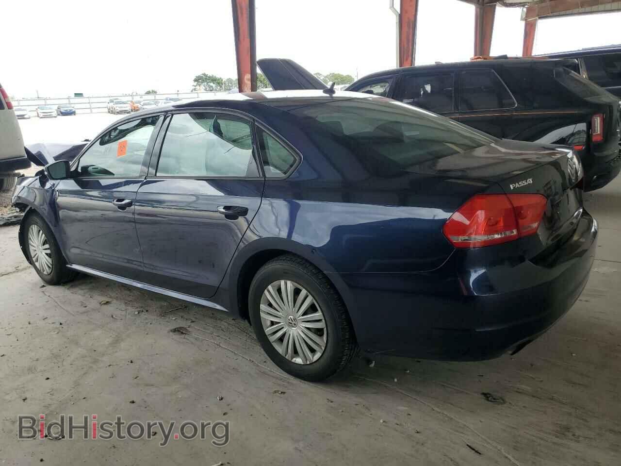 2015 VOLKSWAGEN PASSAT - VIN: 1VWAS7A37FC018192 - Фото 2