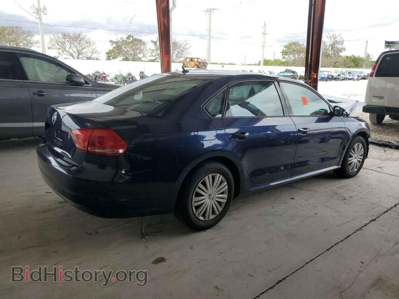 2015 VOLKSWAGEN PASSAT - VIN: 1VWAS7A37FC018192 - Фото 3