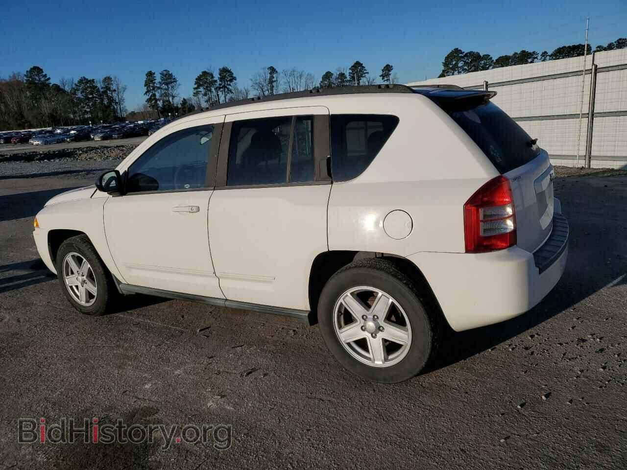 2010 JEEP COMPASS - VIN: 1J4NT4FB2AD578554 - Фото 2