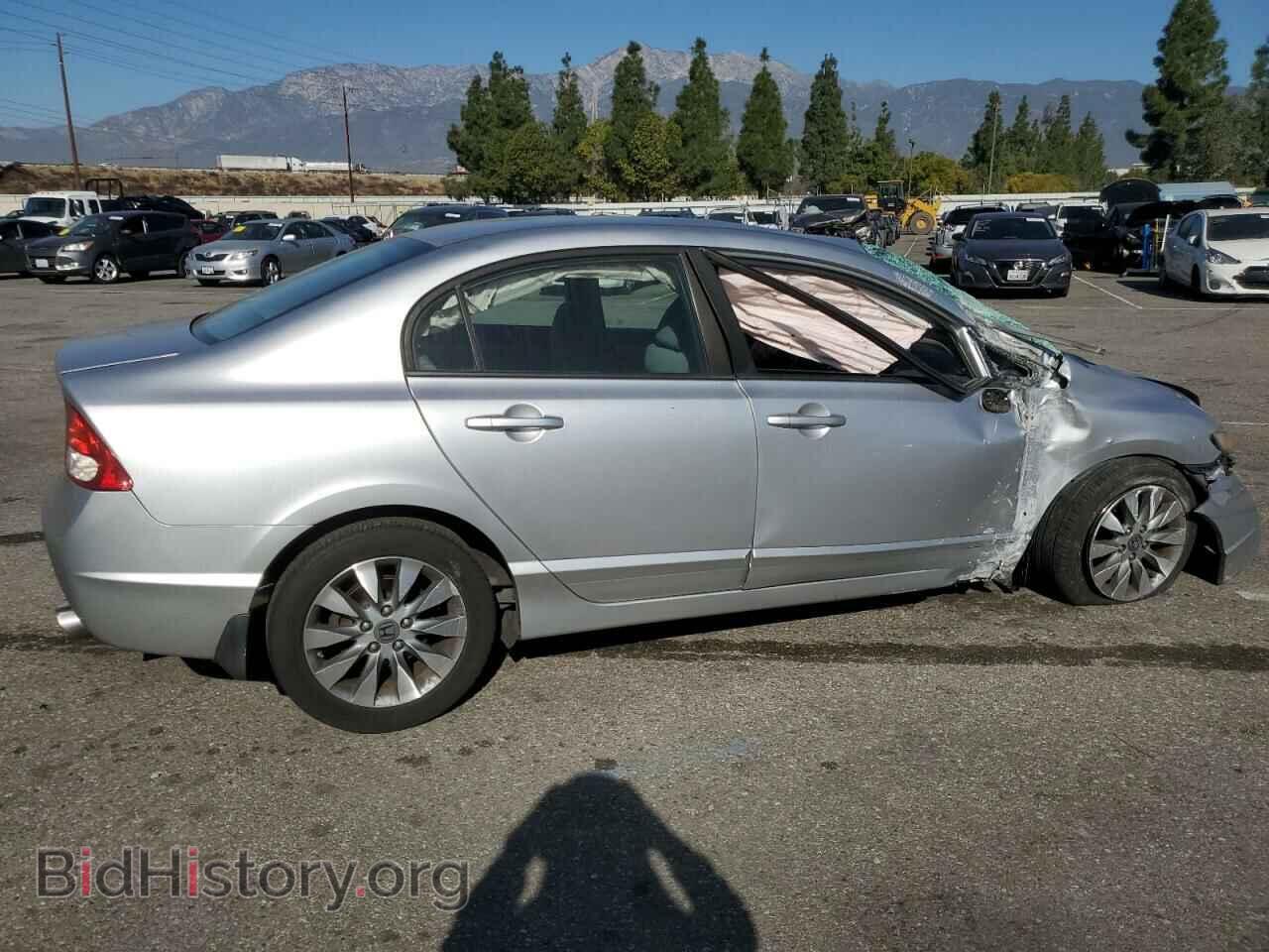 2010 HONDA CIVIC - VIN: 19XFA1F87AE012732 - Фото 3