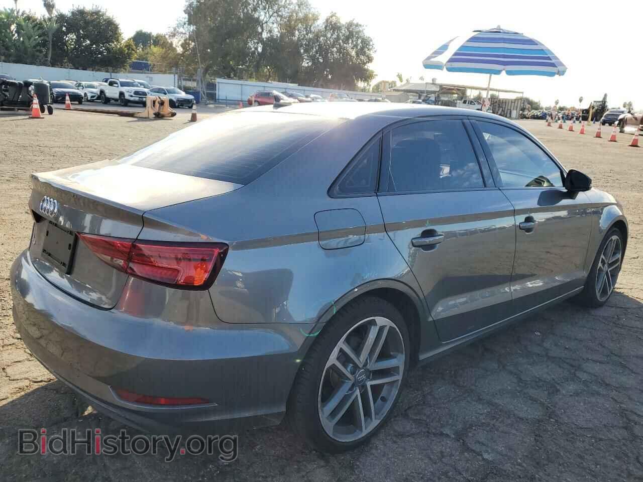 2019 AUDI A3 - VIN: WAUAUGFF2KA088332 - Фото 3