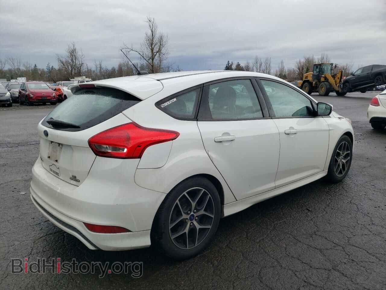 2016 FORD FOCUS - VIN: 1FADP3K25GL388502 - Фото 3