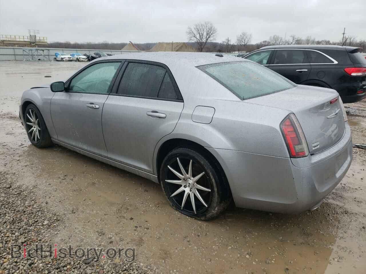 2014 CHRYSLER 300 - VIN: 2C3CCABG6EH331001 - Фото 2