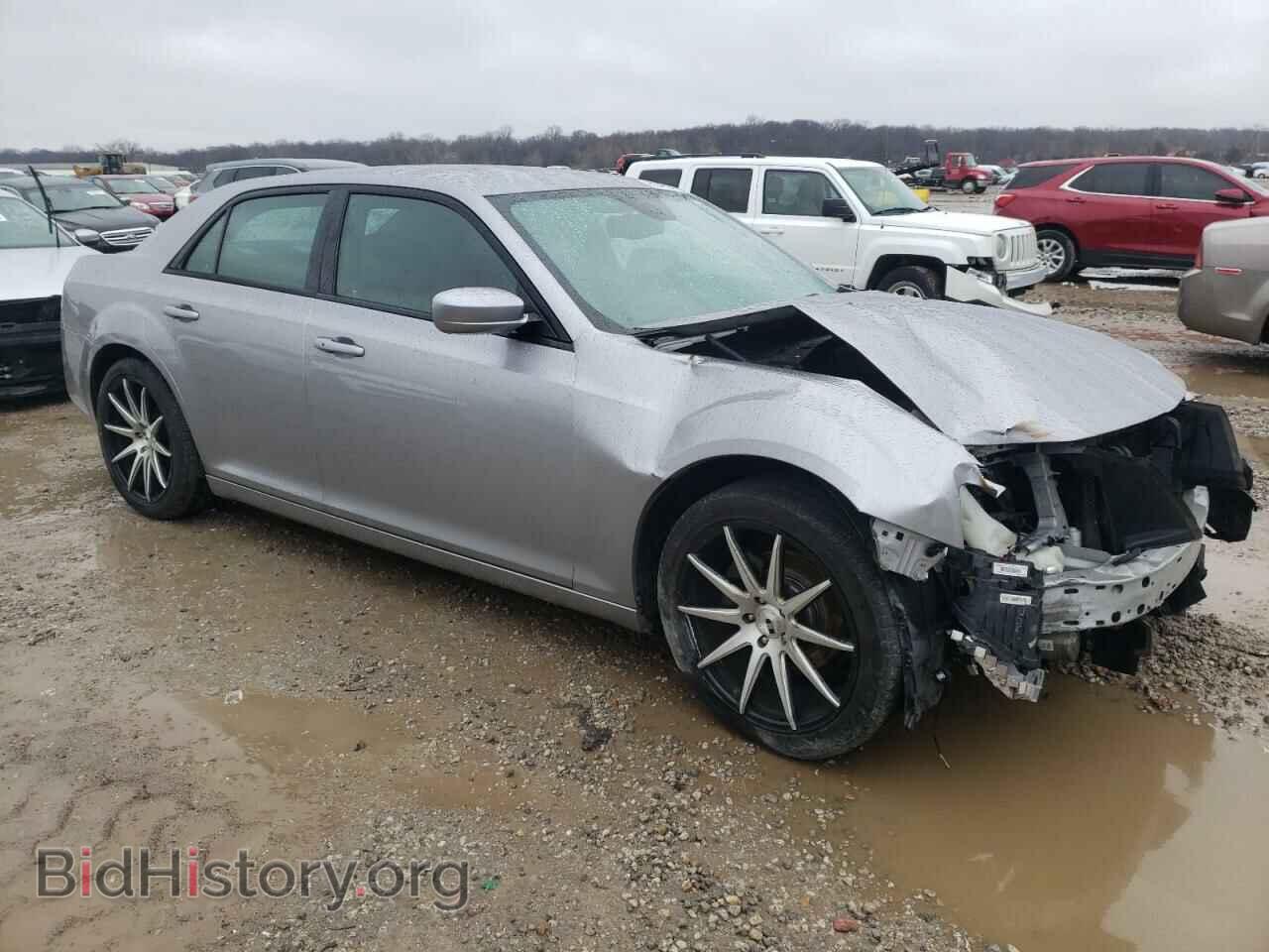 2014 CHRYSLER 300 - VIN: 2C3CCABG6EH331001 - Фото 4