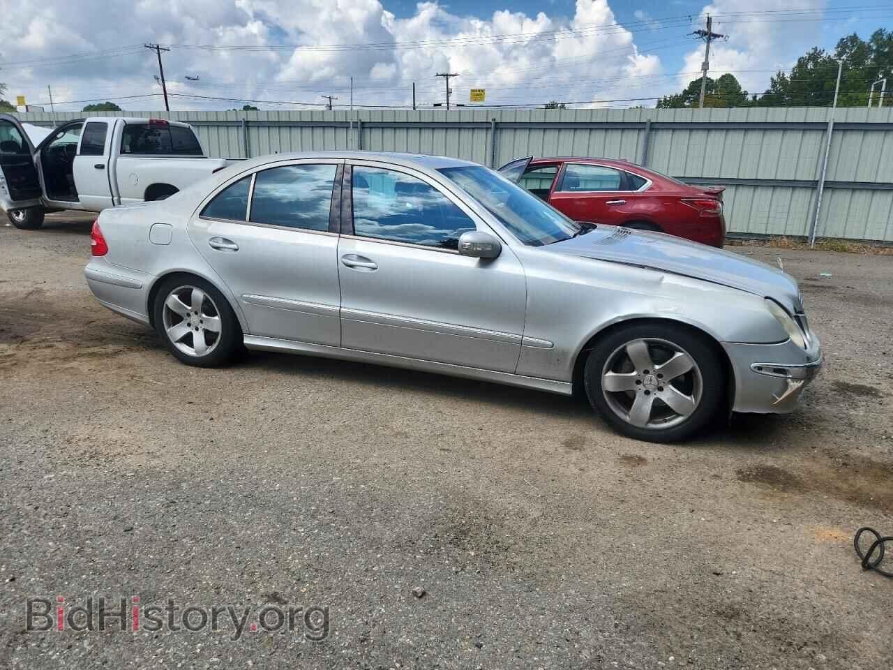 2005 MERCEDES-BENZ E-CLASS - VIN: WDBUF70J55A685937 - Фото 4