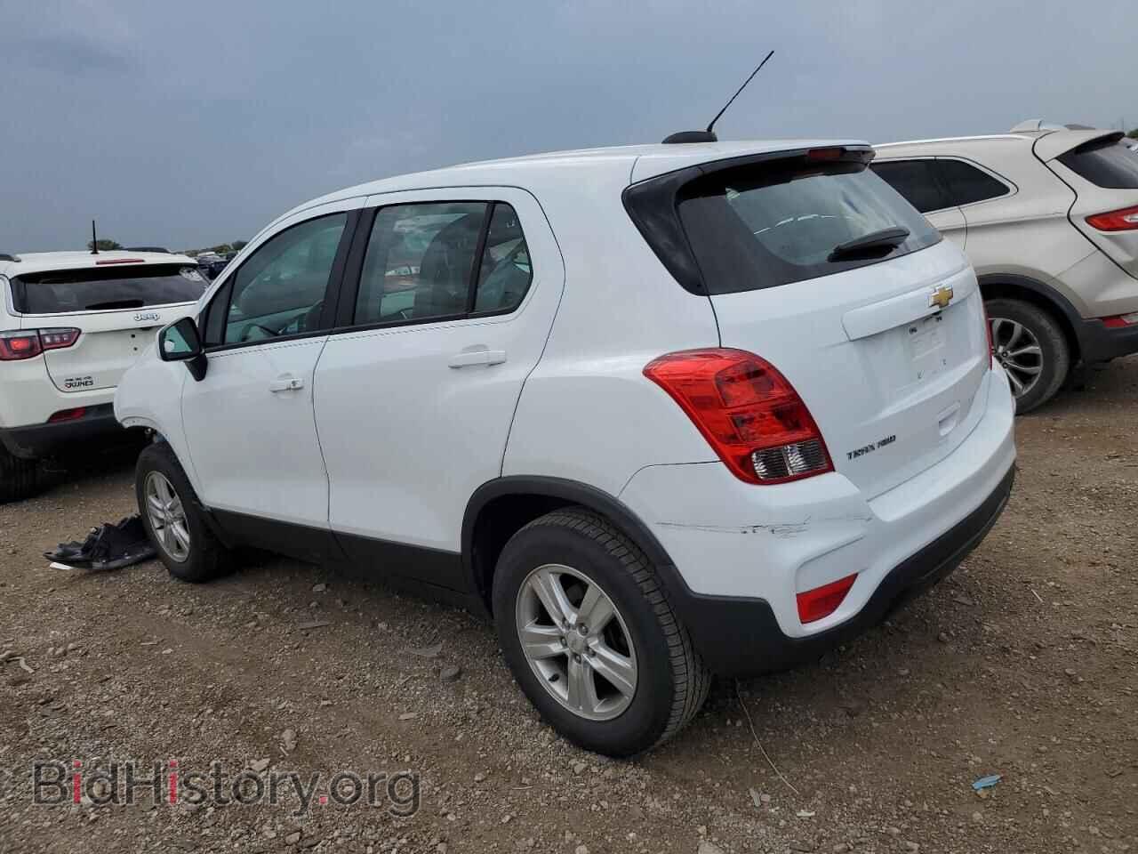 2017 CHEVROLET TRAX - VIN: KL7CJNSBXHB216361 - Фото 2