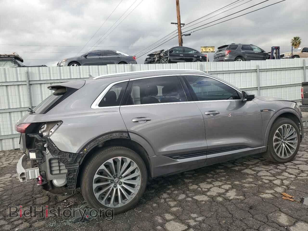 2019 AUDI E-TRON - VIN: WA1VAAGEXKB017982 - Фото 3