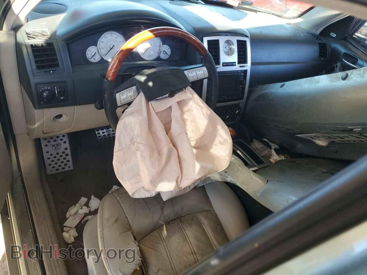 2006 CHRYSLER 300 - VIN: 2C3KA63H16H317577 - Фото 8