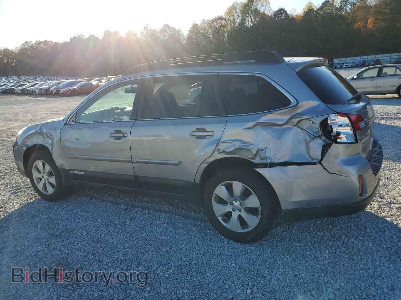 2011 SUBARU OUTBACK - VIN: 4S4BRCCC9B3403980 - Фото 2