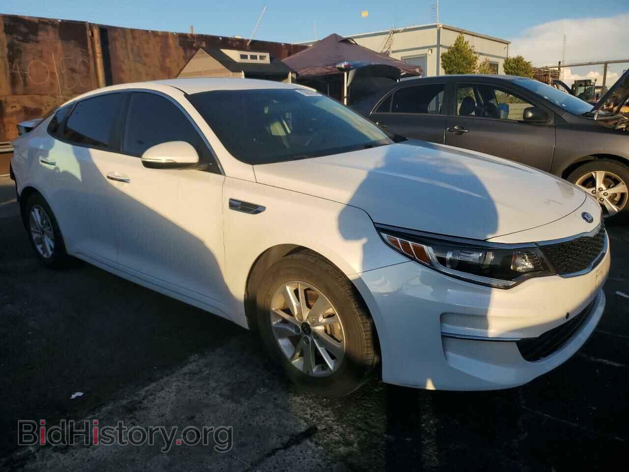 2018 KIA OPTIMA - VIN: KNAGT4L32J5198195 - Фото 4