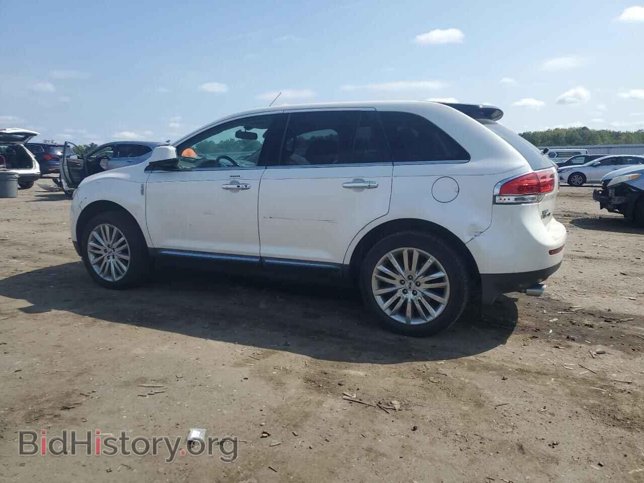 2011 LINCOLN MKX - VIN: 2LMDJ8JK1BBJ03720 - Фото 2