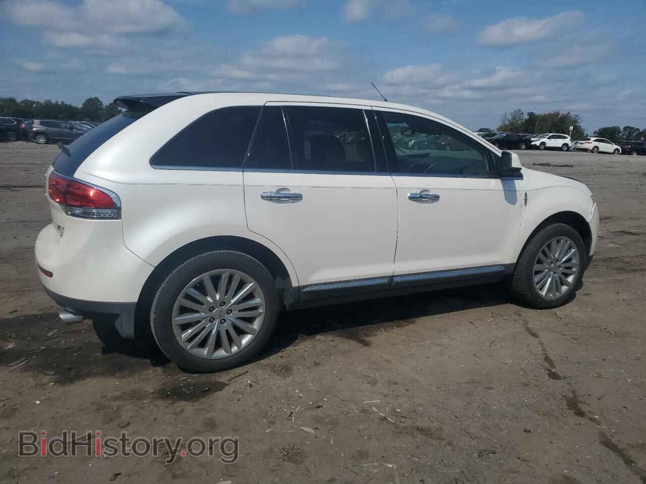 2011 LINCOLN MKX - VIN: 2LMDJ8JK1BBJ03720 - Фото 3