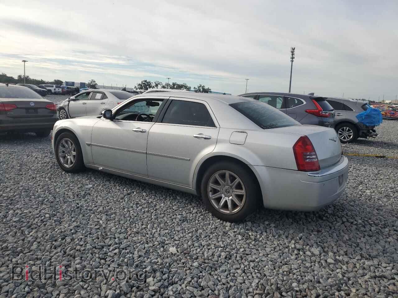 2005 CHRYSLER 300 - VIN: 2C3AA63H35H106357 - Фото 2