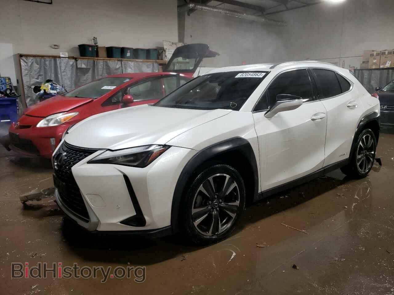 Фотография JTHU9JBH0K2017497 - LEXUS UX 250H 2019