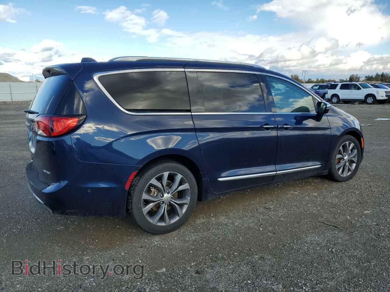 2018 CHRYSLER PACIFICA - VIN: 2C4RC1GG0JR260042 - Фото 3