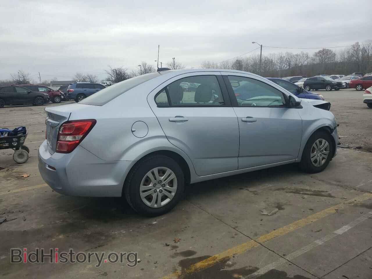 2017 CHEVROLET SONIC - VIN: 1G1JB5SG4H4135260 - Фото 3