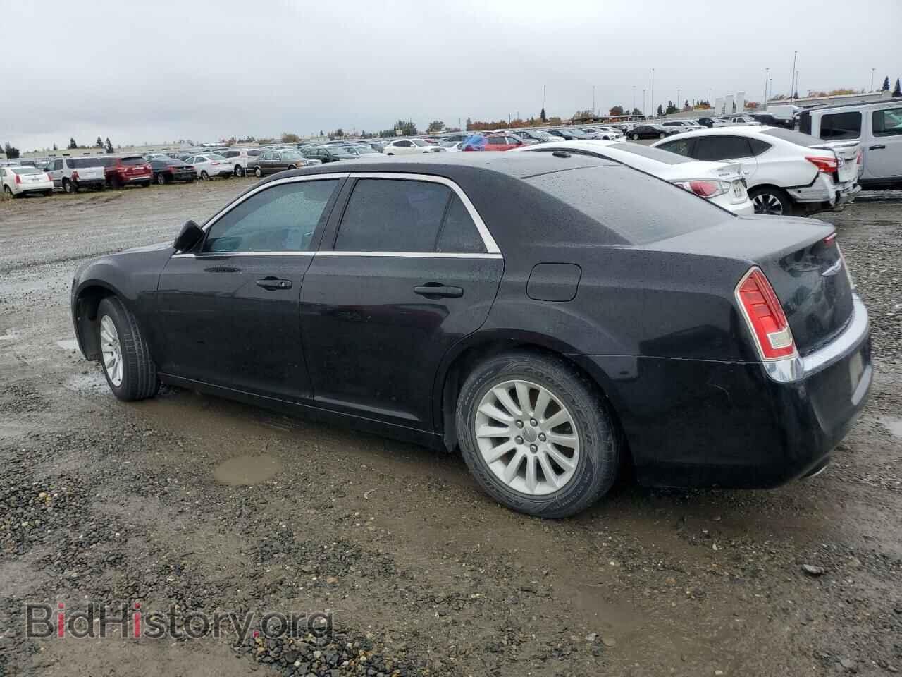 2014 CHRYSLER 300 - VIN: 2C3CCAAGXEH365492 - Фото 2
