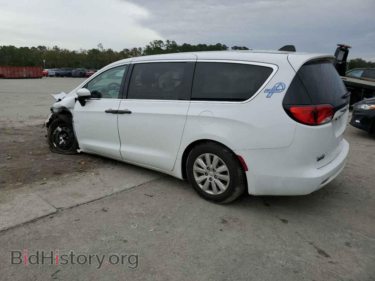 2019 CHRYSLER PACIFICA - VIN: 2C4RC1AG8KR523324 - Фото 2