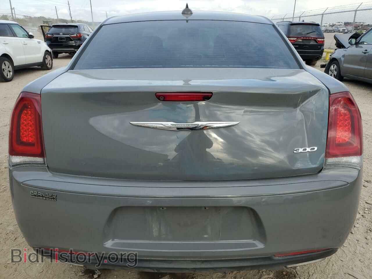 2018 CHRYSLER 300 - VIN: 2C3CCAAG9JH294098 - Фото 6