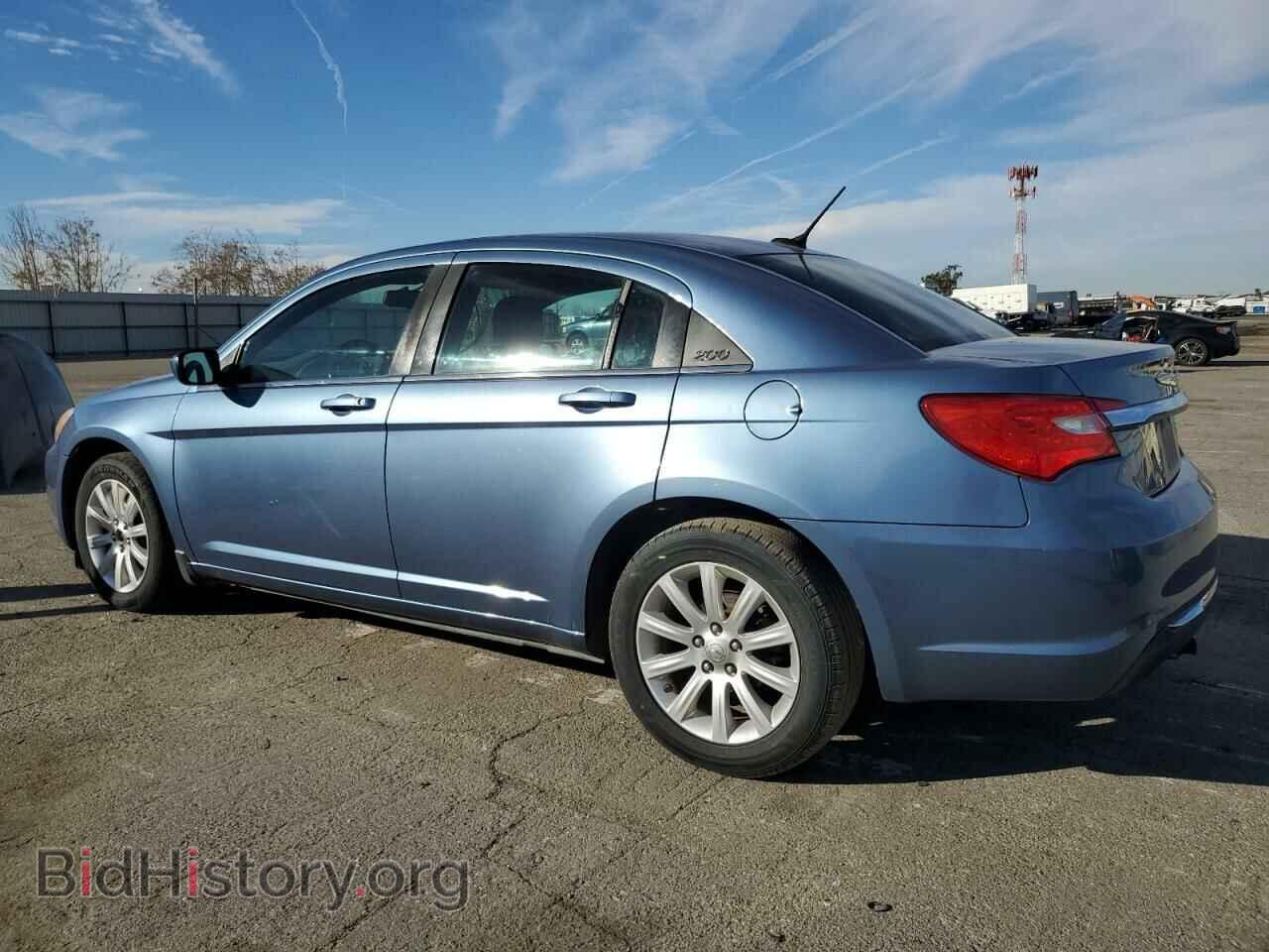 2011 CHRYSLER 200 - VIN: 1C3BC1FG7BN604472 - Фото 2