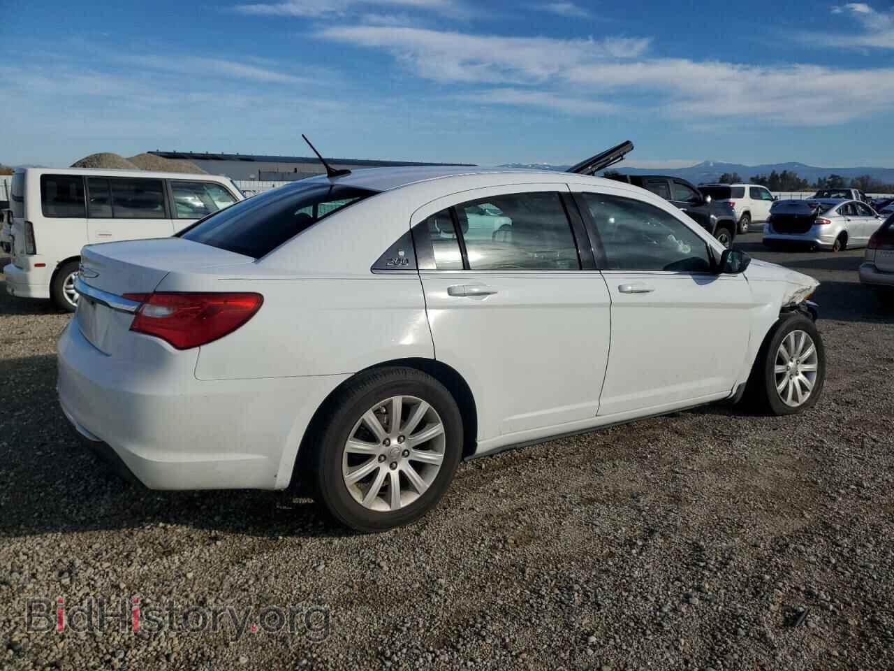 2013 CHRYSLER 200 - VIN: 1C3CCBBB3DN762945 - Фото 3