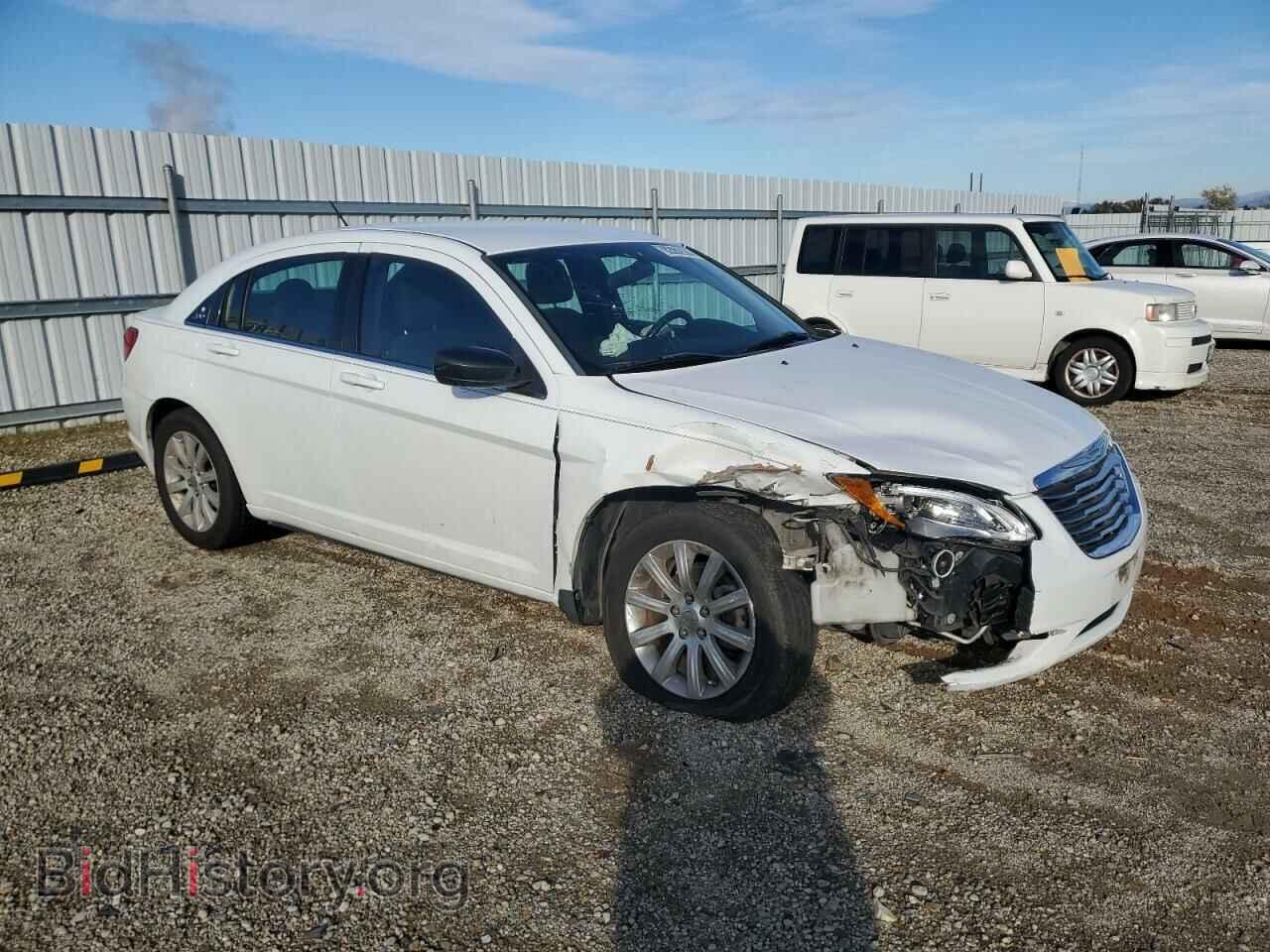 2013 CHRYSLER 200 - VIN: 1C3CCBBB3DN762945 - Фото 4