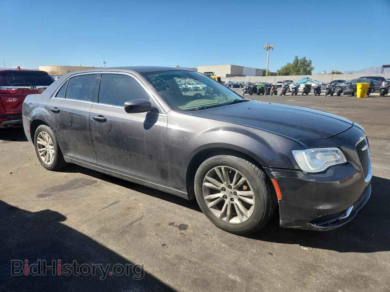 2018 CHRYSLER 300 - VIN: 2C3CCAAG0JH275939 - Фото 4