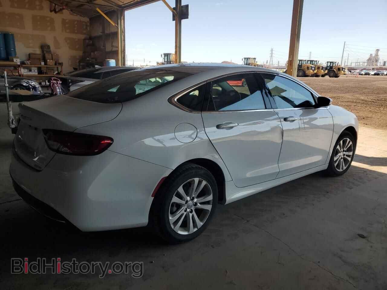 2015 CHRYSLER 200 - VIN: 1C3CCCABXFN750401 - Фото 3