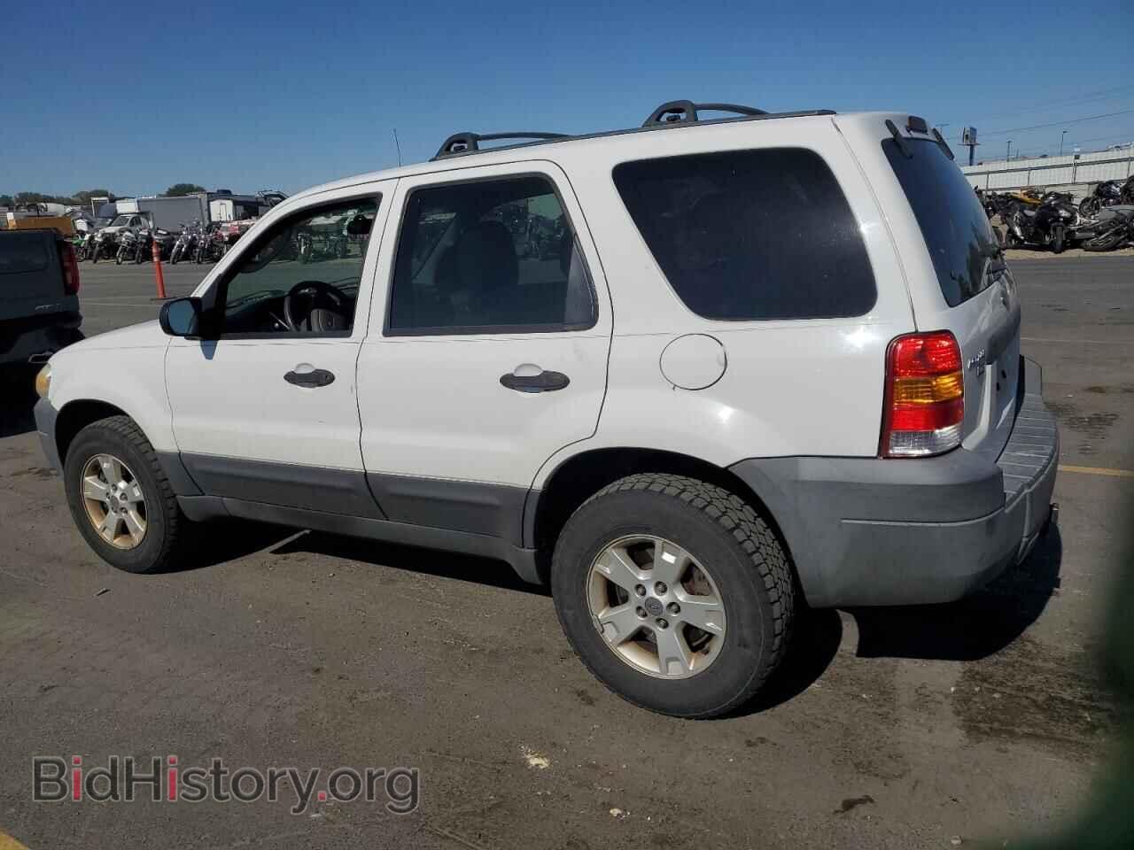 2005 FORD ESCAPE - VIN: 1FMYU93105KA60805 - Фото 2