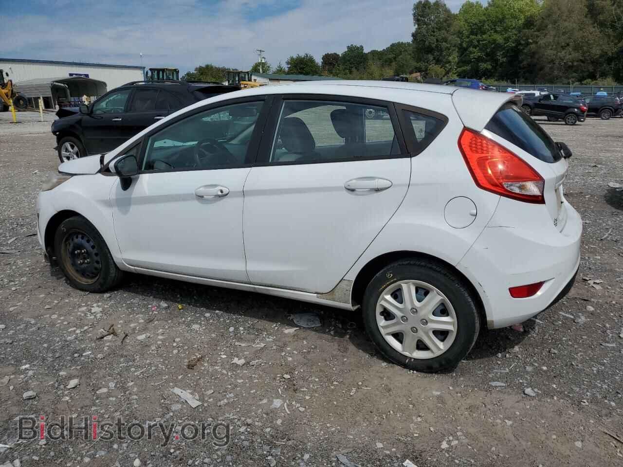 2013 FORD FIESTA - VIN: 3FADP4TJ2DM215218 - Фото 2