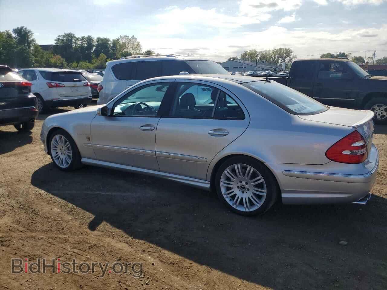 2005 MERCEDES-BENZ E-CLASS - VIN: WDBUF76J85A774604 - Фото 2