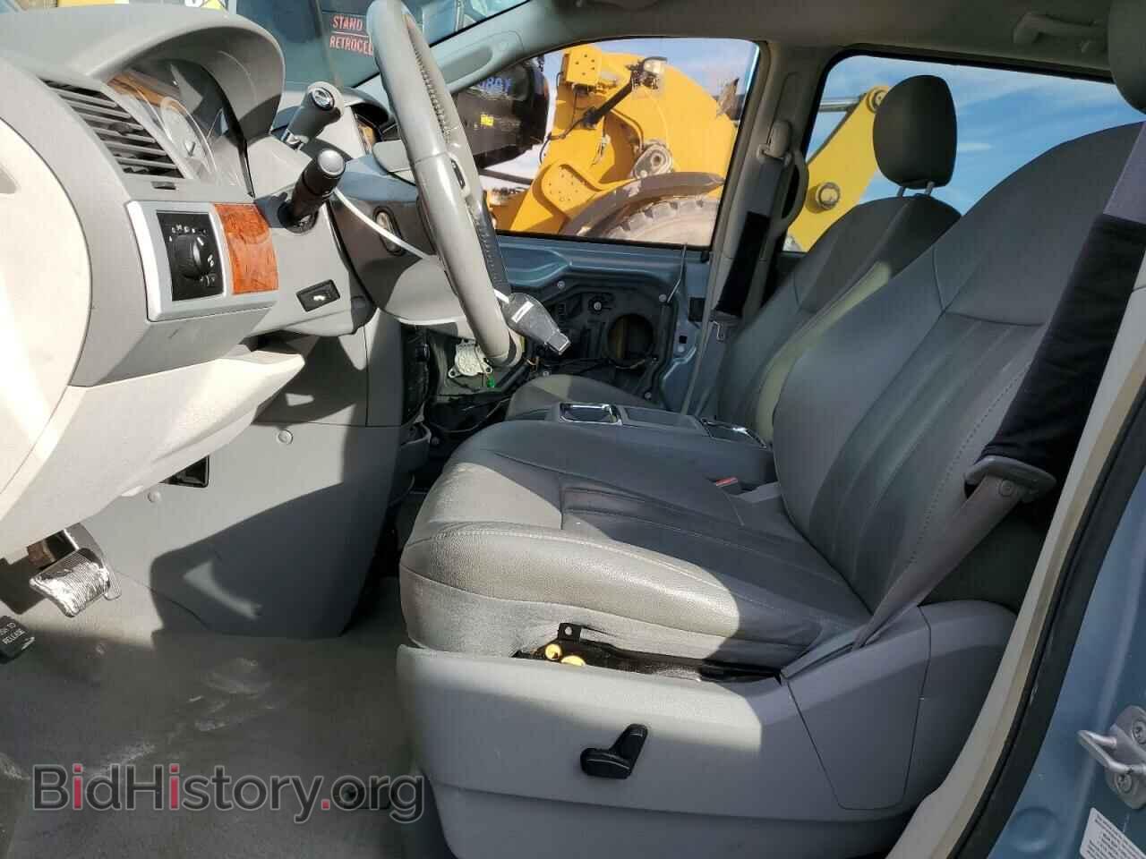 2008 CHRYSLER MINIVAN - VIN: 2A8HR54P48R672635 - Фото 7