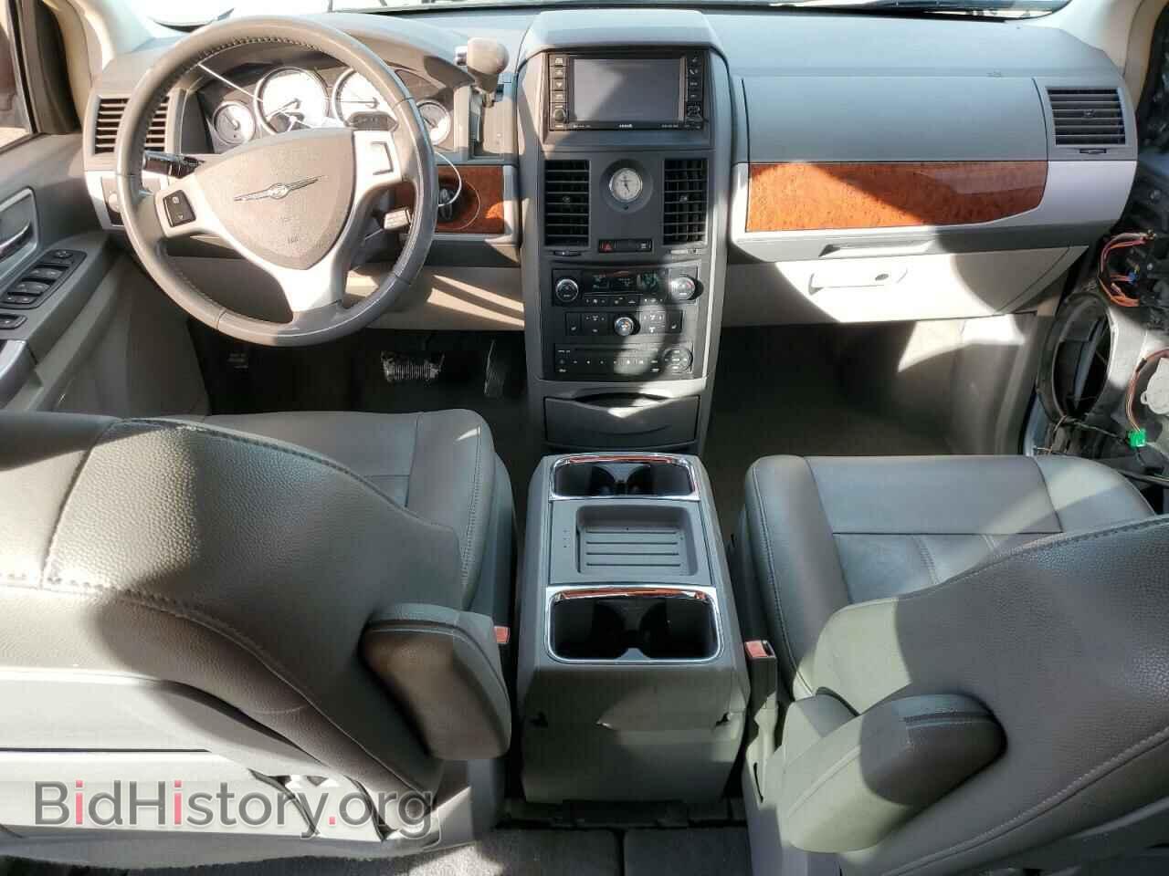 2008 CHRYSLER MINIVAN - VIN: 2A8HR54P48R672635 - Фото 8