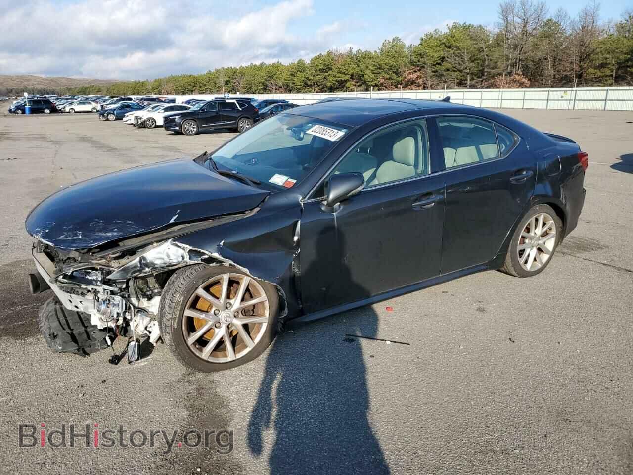 Photo JTHCF5C28B5047299 - LEXUS IS 2011
