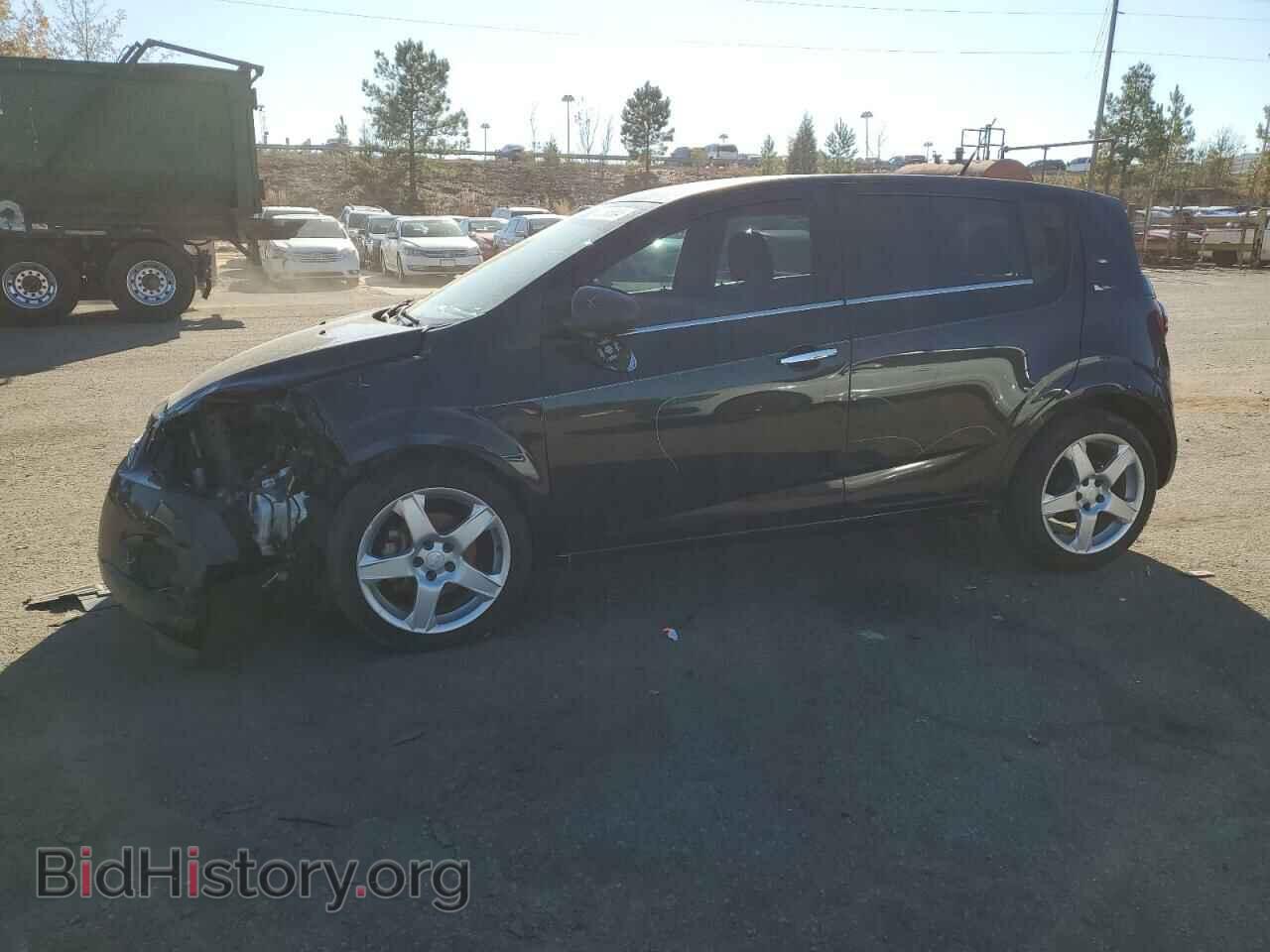 Photo 1G1JE6SB1E4133818 - CHEVROLET SONIC 2014