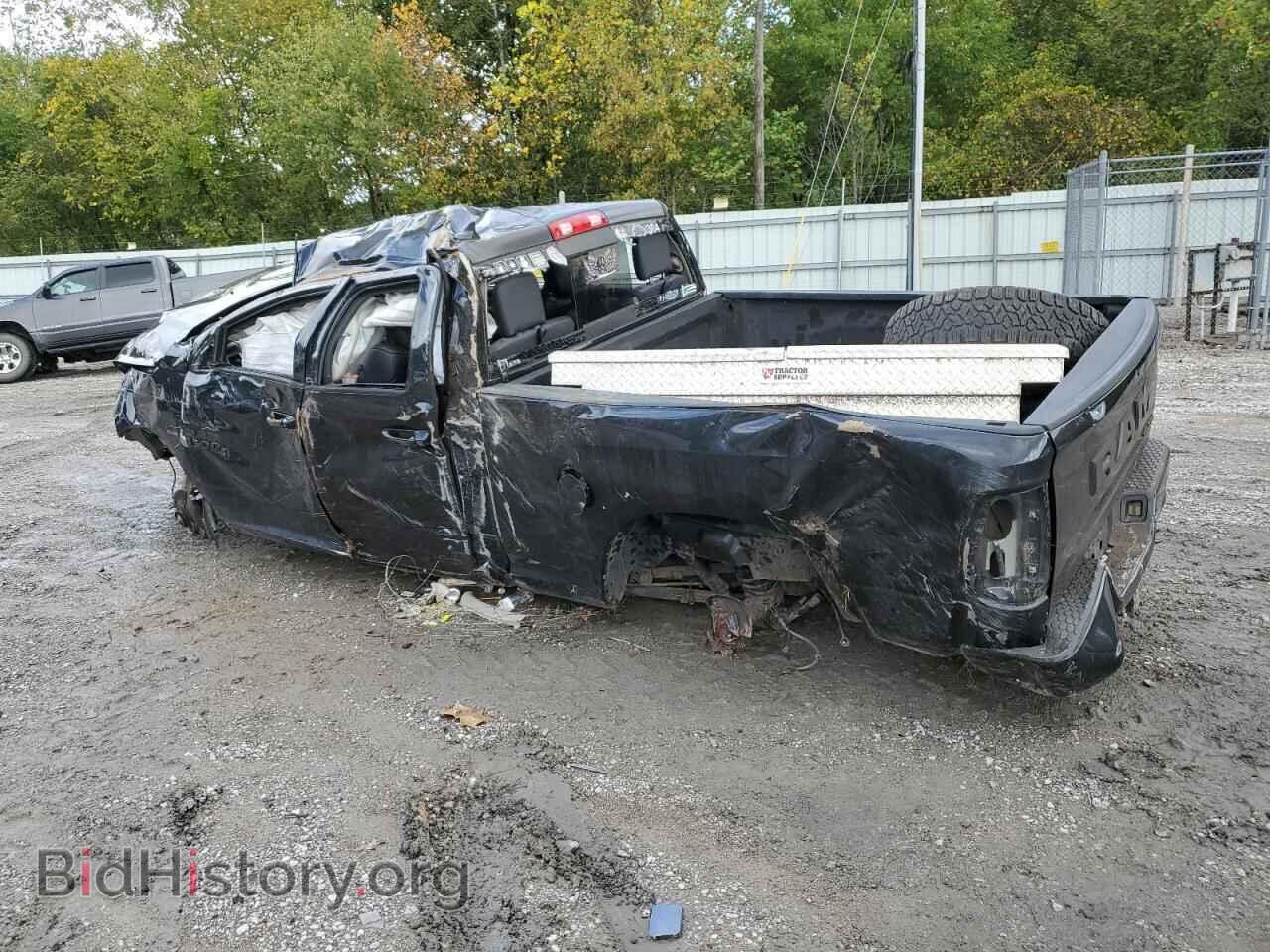 2018 RAM 1500 - VIN: 1C6RR7HT2JS128354 - Фото 2
