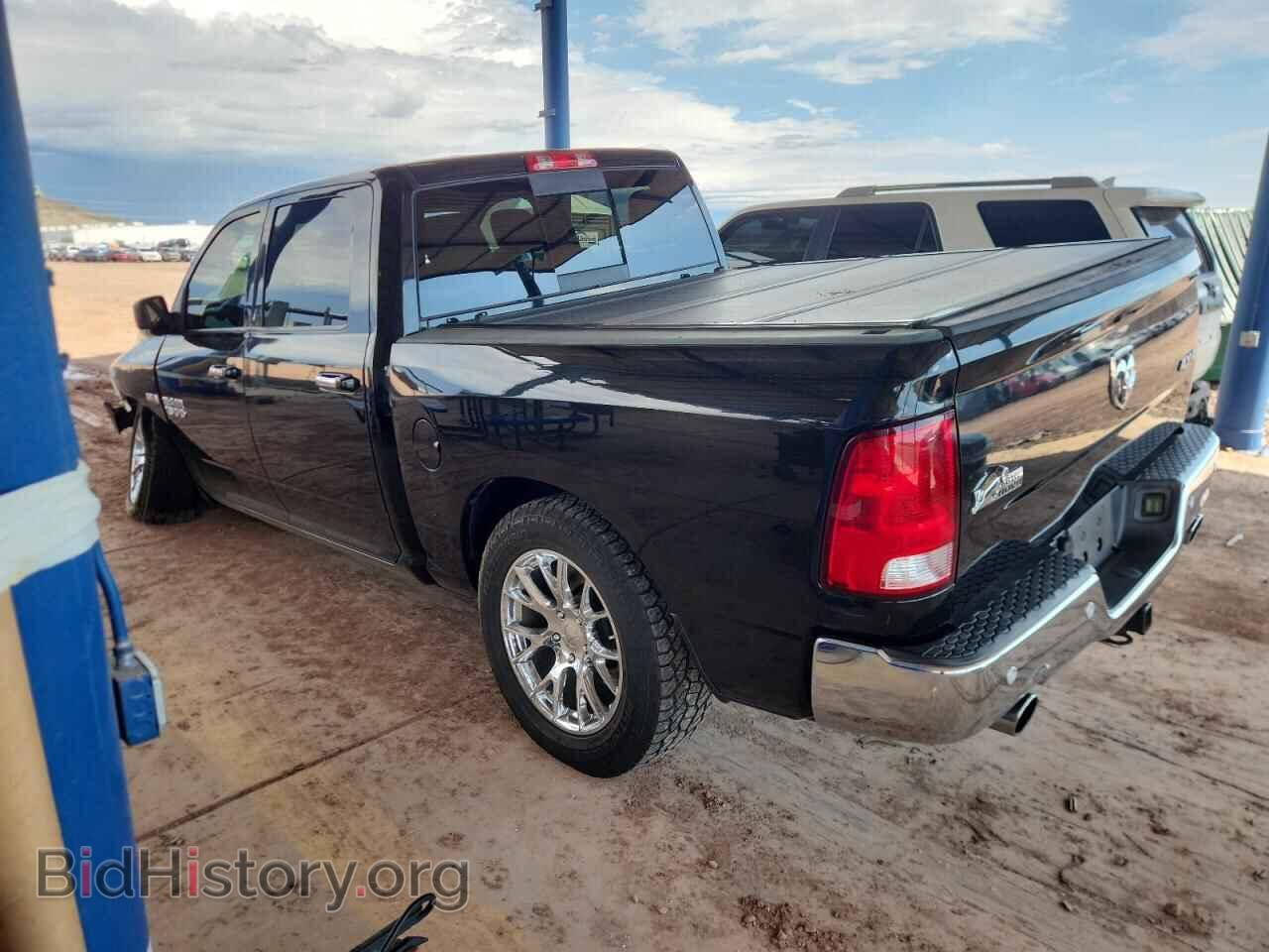 2017 RAM 1500 - VIN: 3C6RR7LT0HG714284 - Photo 2