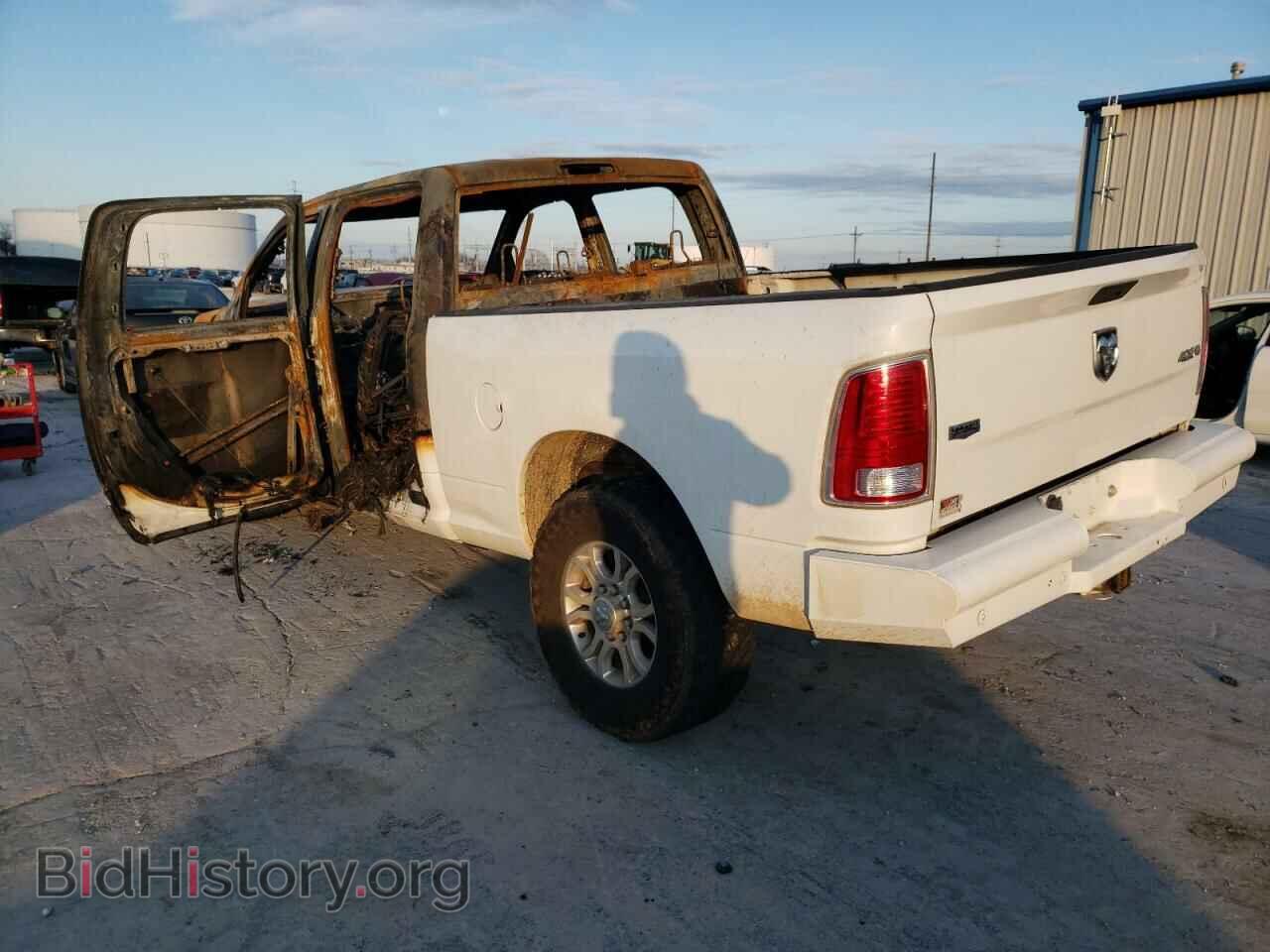 2017 RAM 2500 - VIN: 3C6UR5FL2HG655653 - Фото 2