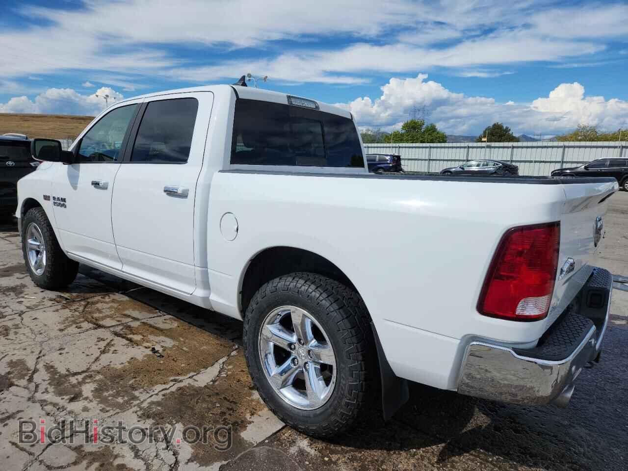 2018 RAM 1500 - VIN: 1C6RR7LT8JS253530 - Photo 2