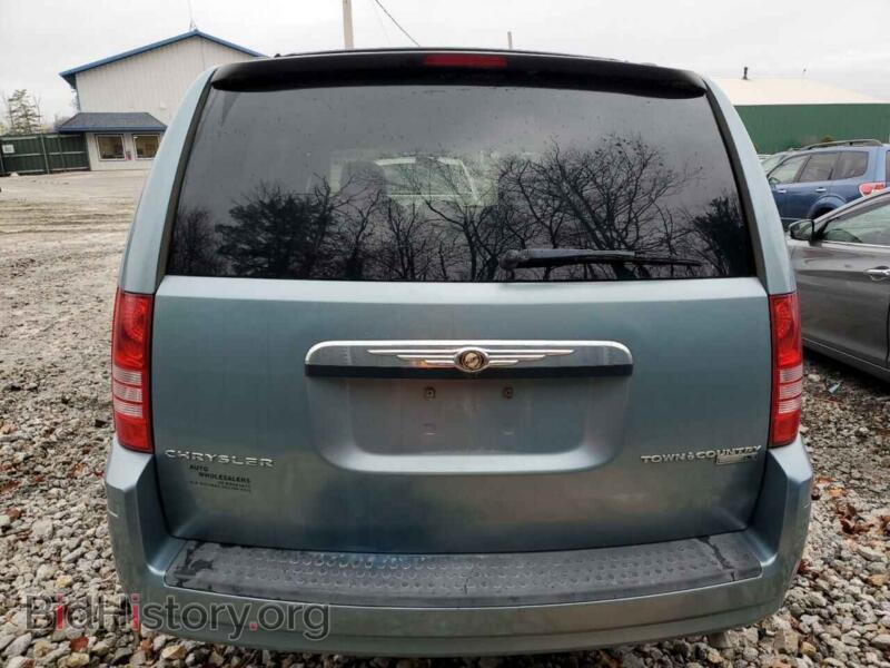 2010 Chrysler MINIVAN (VIN 2A4RR2D15AR400293) — photo 6 of 13