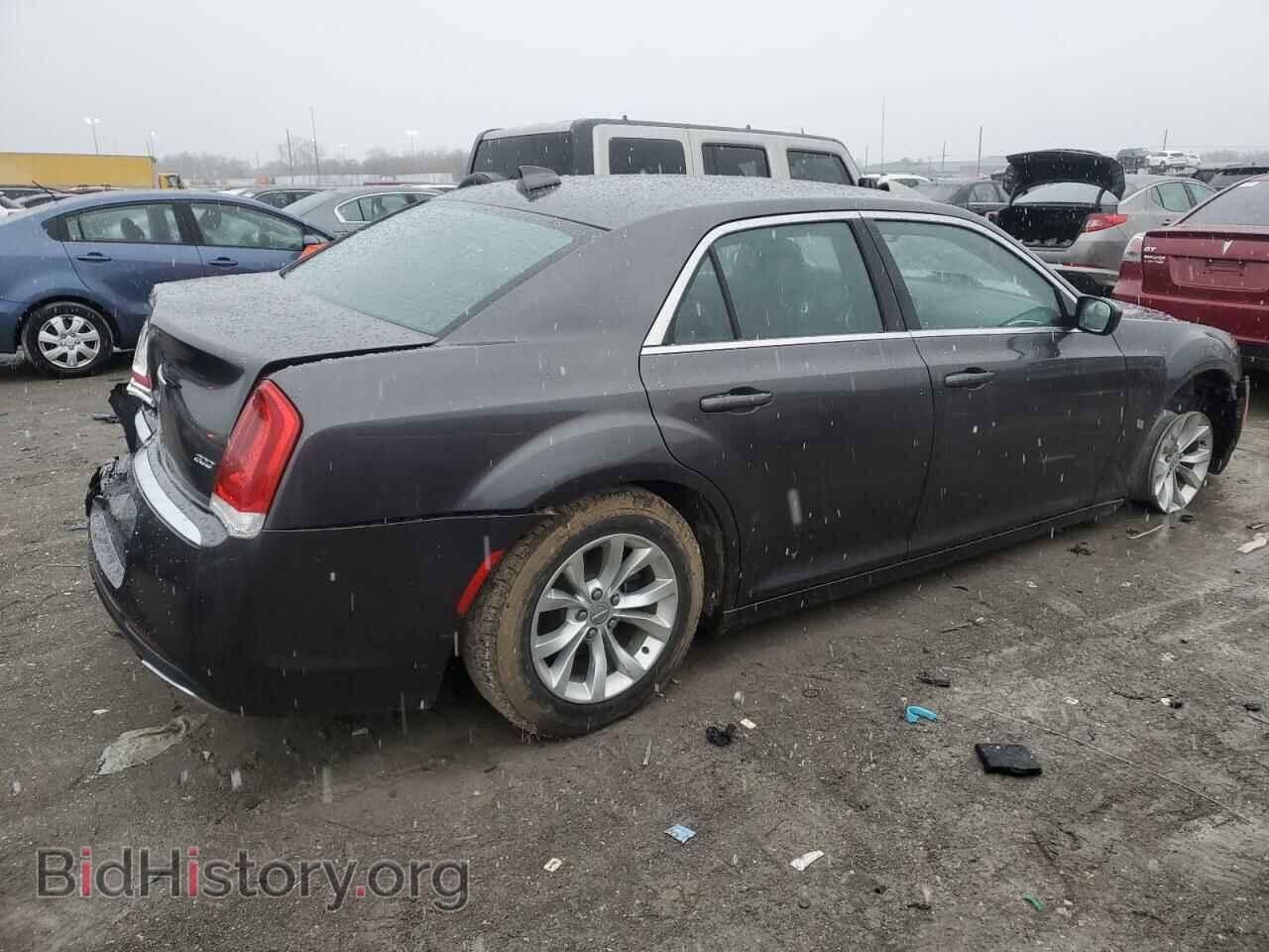 2015 CHRYSLER 300 - VIN: 2C3CCAAG1FH763319 - Фото 3