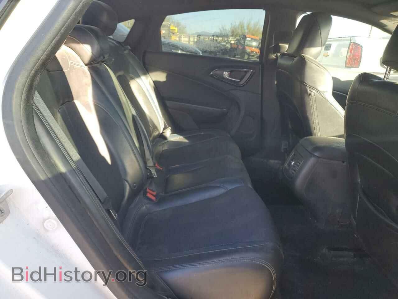 2016 CHRYSLER 200 - VIN: 1C3CCCBB0GN119284 - Photo 10